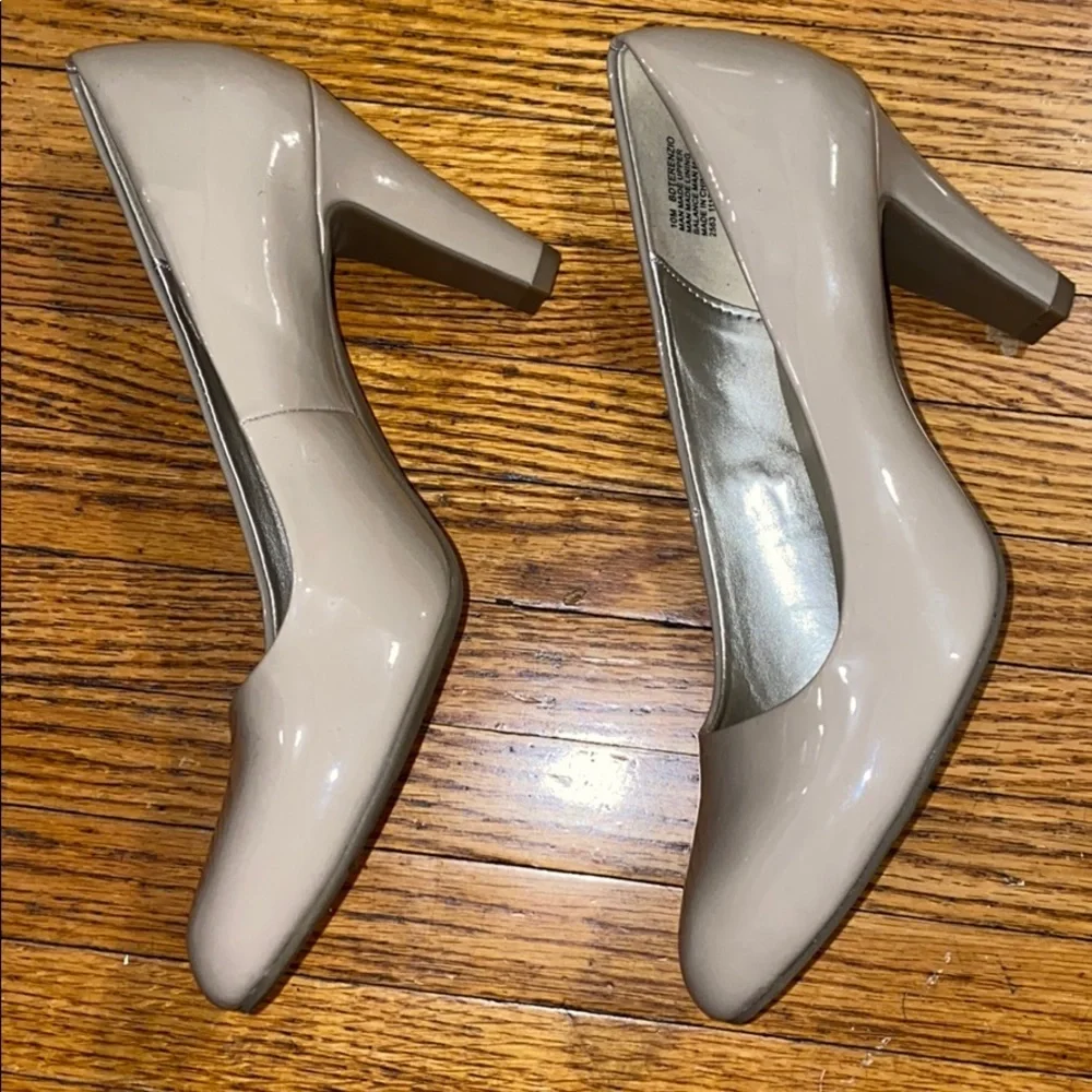 Bandolino Nude Patent Leather Pumps